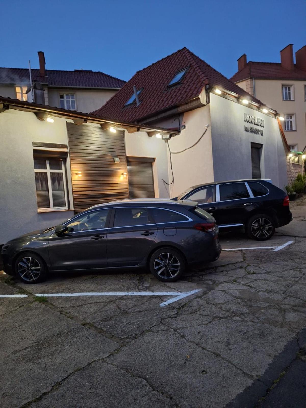 Mieszkanie kawalerka-Faktura