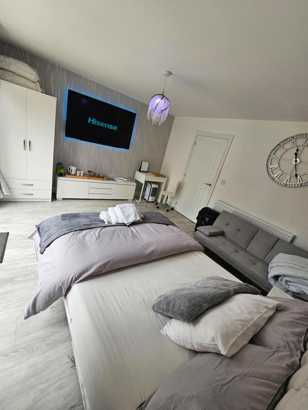 Bright spacious room in Manningtree