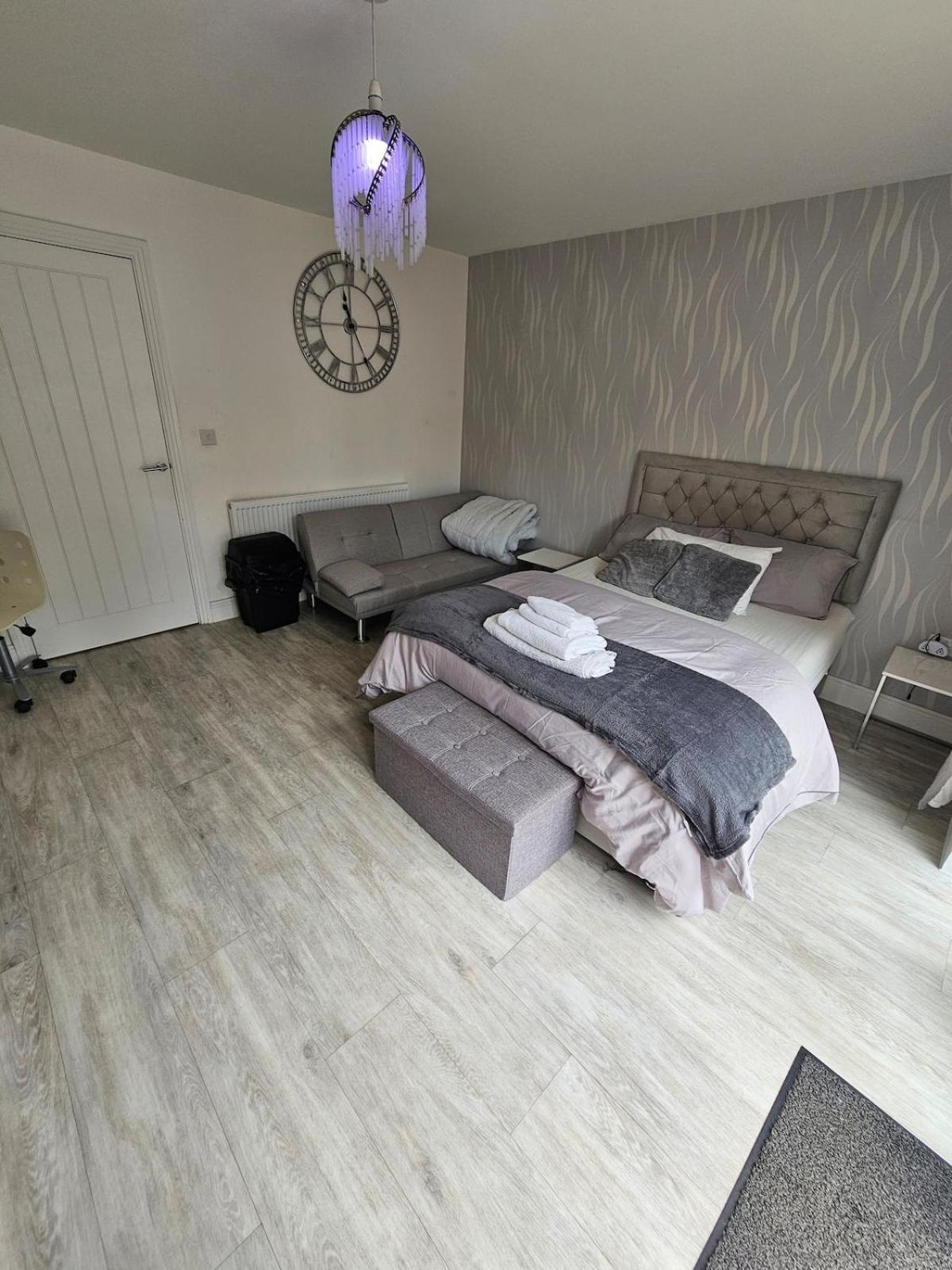 Bright spacious room in Manningtree