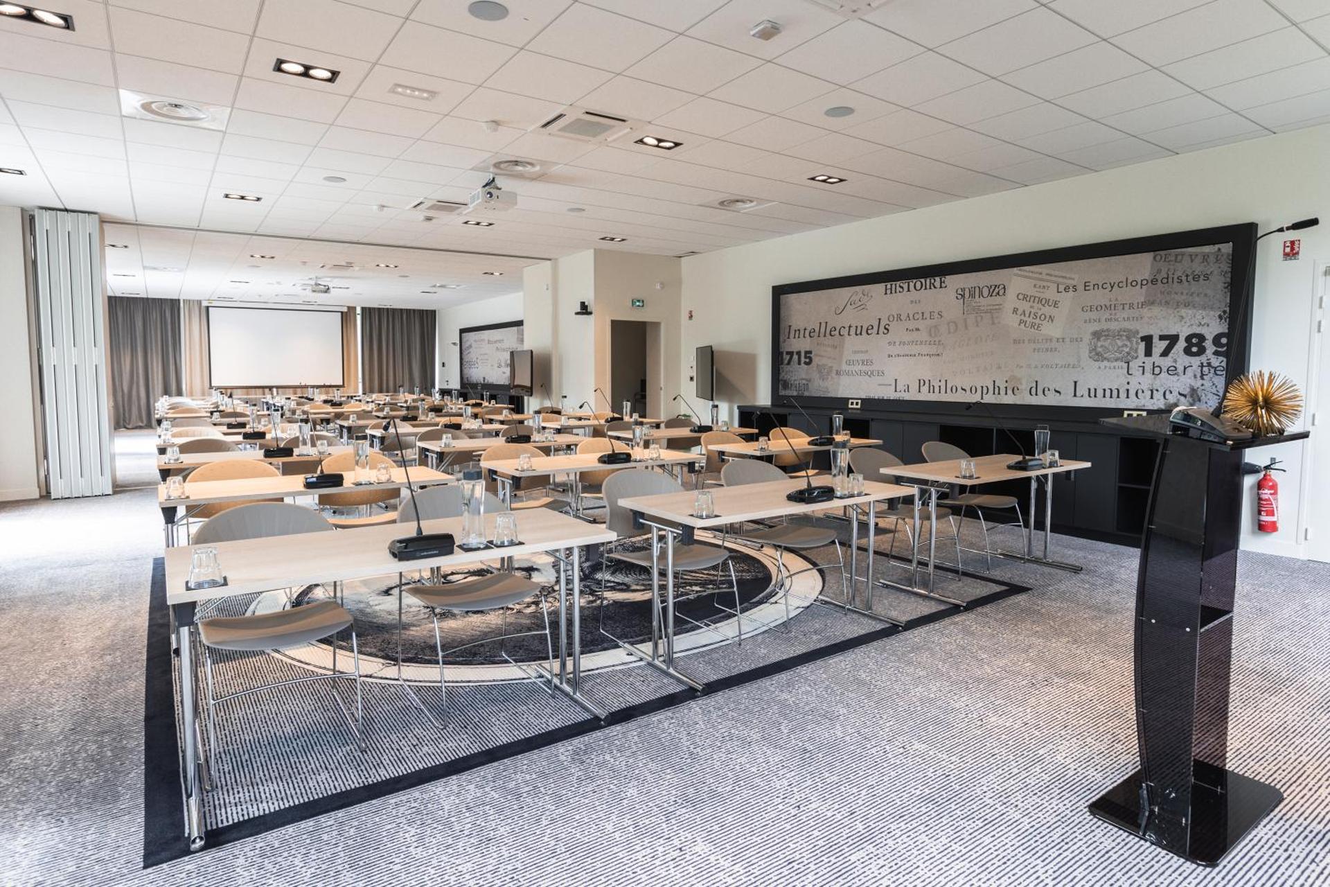 Meeting/conference room