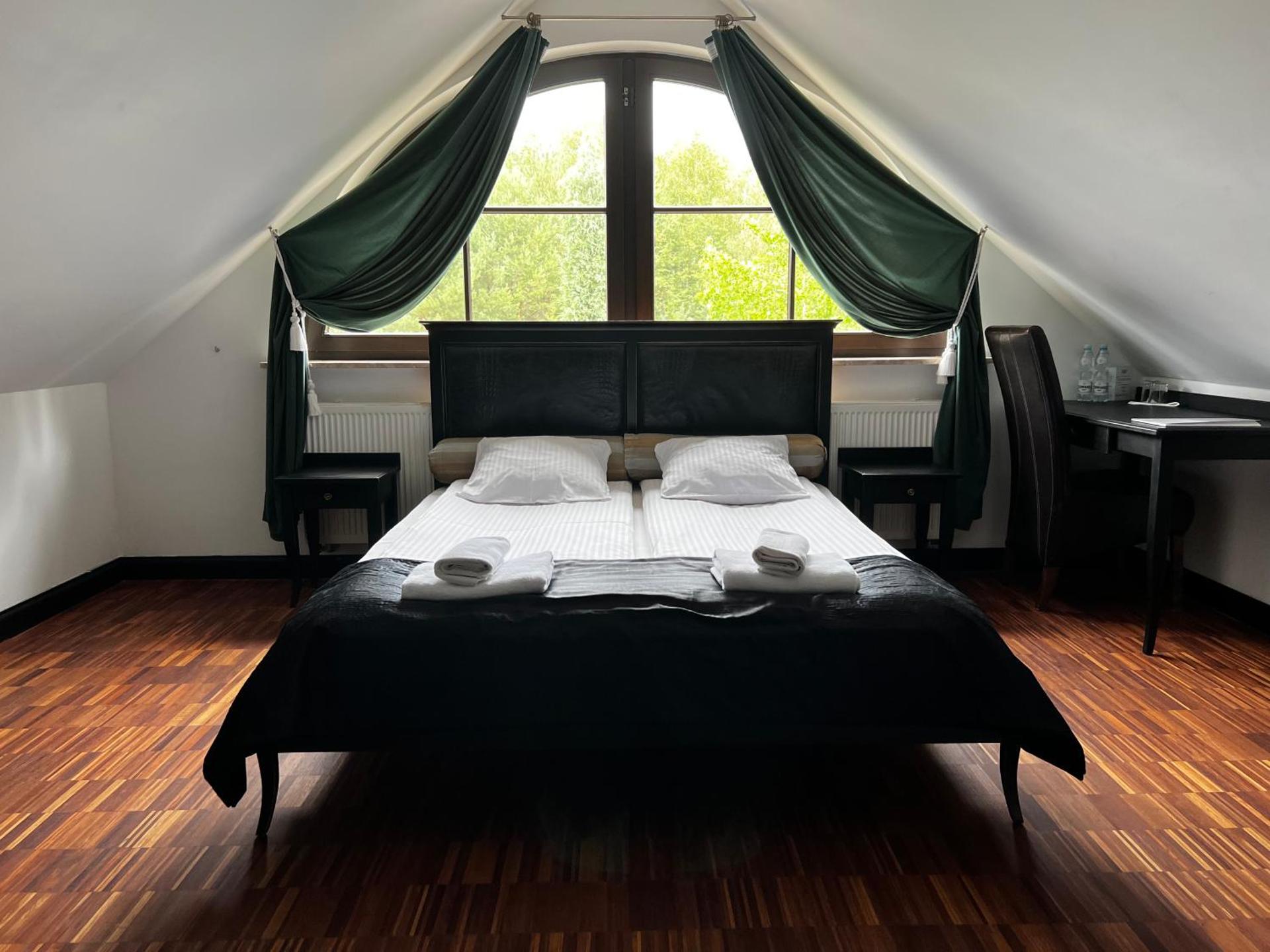 Double Room with Private Bathroom