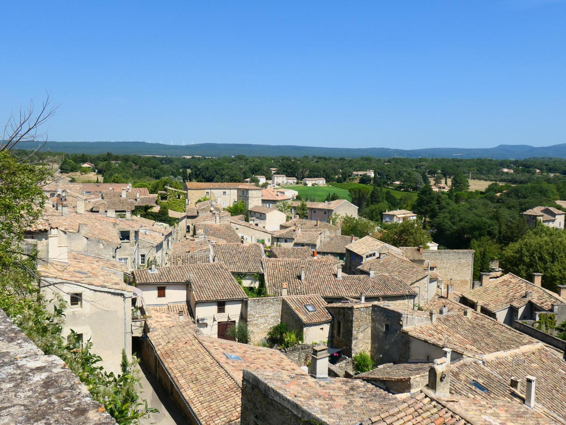 Maison de Vacances Provençale " Les Volets Verts "