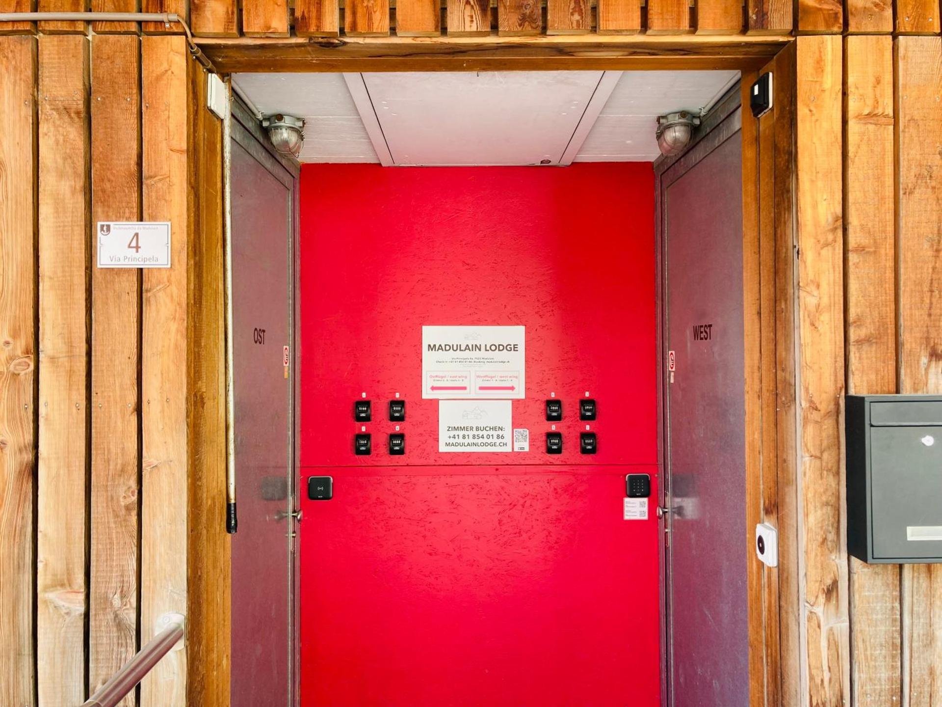 Twin Room with Shared Bathroom