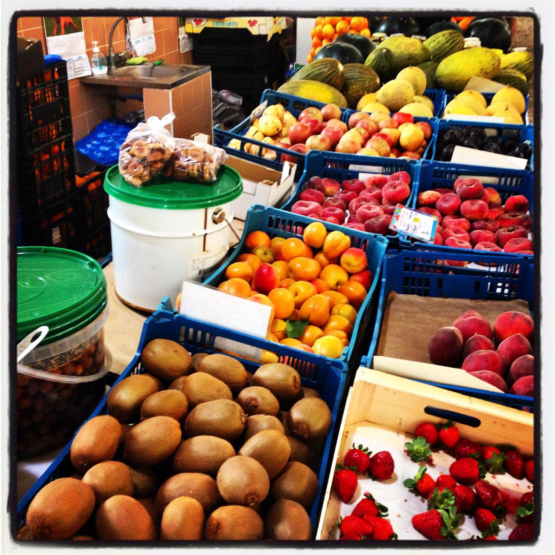 Supermarket/grocery shop