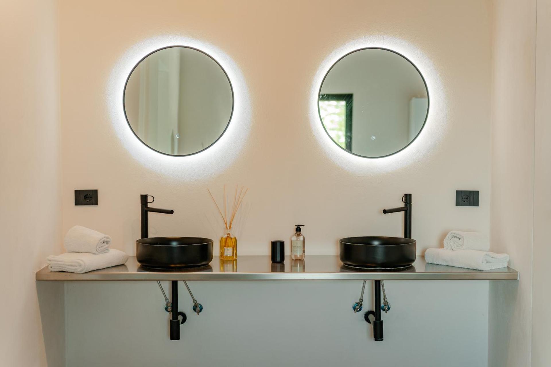 One-Bedroom Superior Apartment