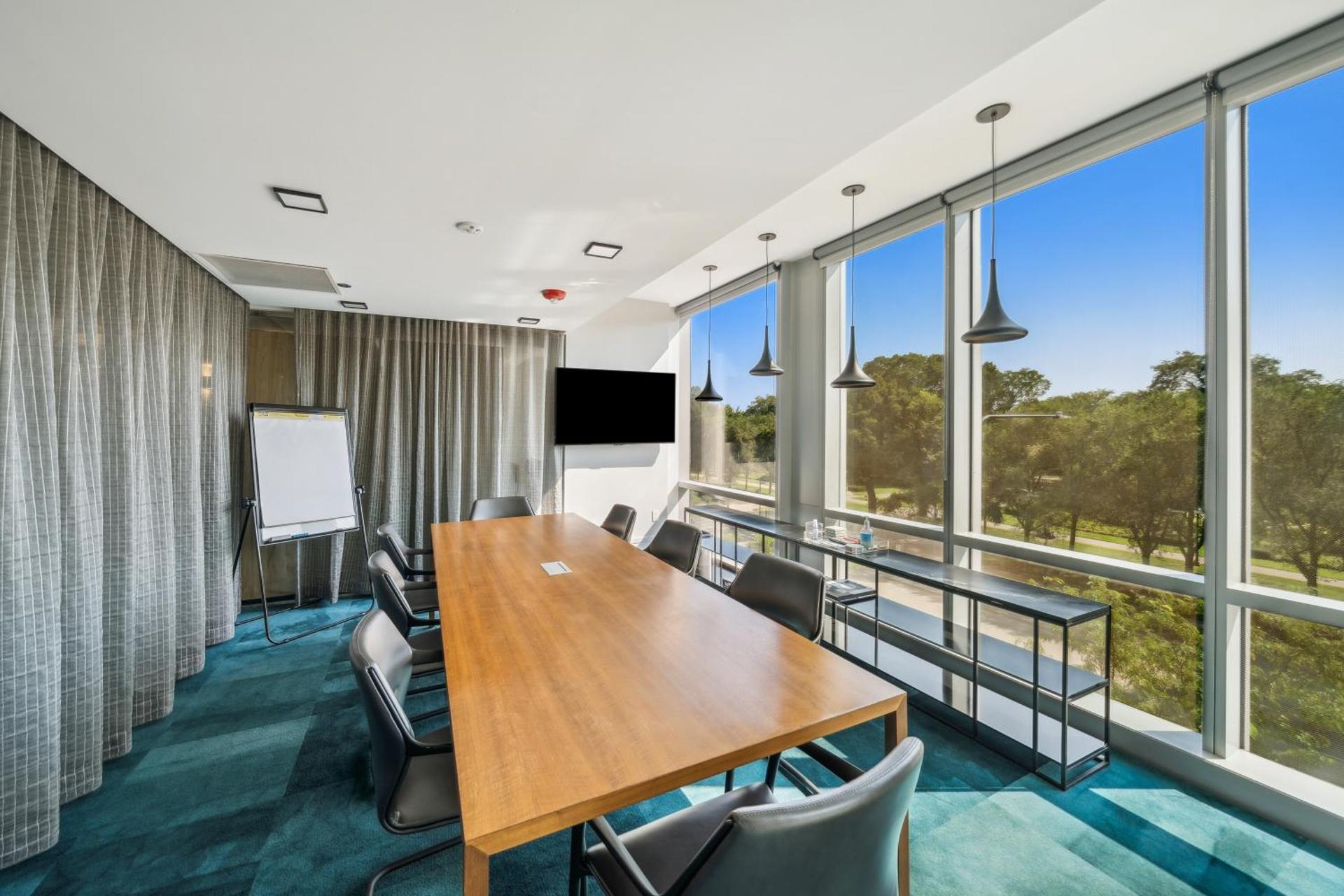 Meeting/conference room