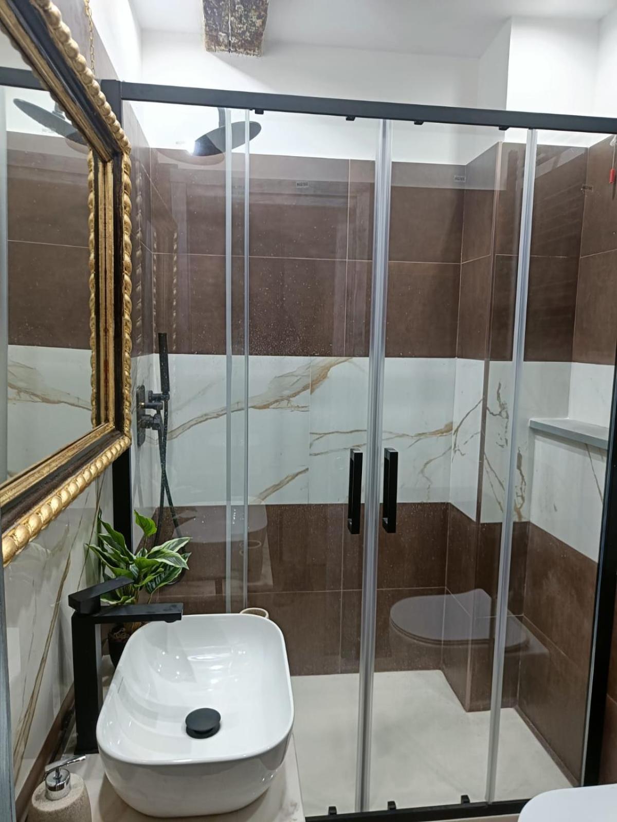 BNB Frescoes Rooms San Frediano