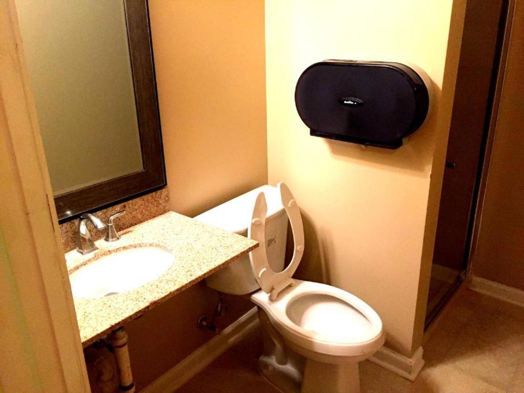 Mayflower Hospitality Hostel 2