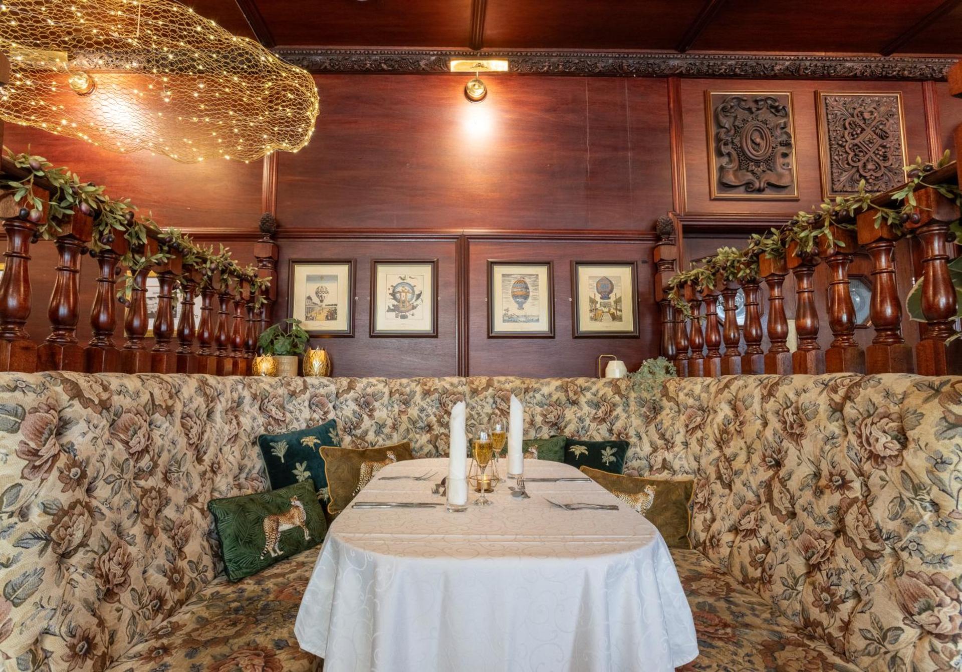 Restaurant/places to eat