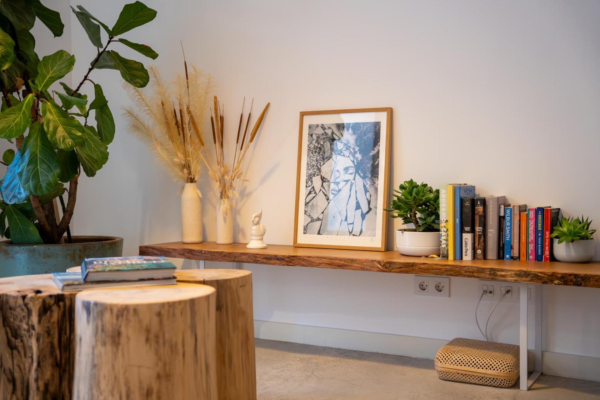 Meeting/conference room