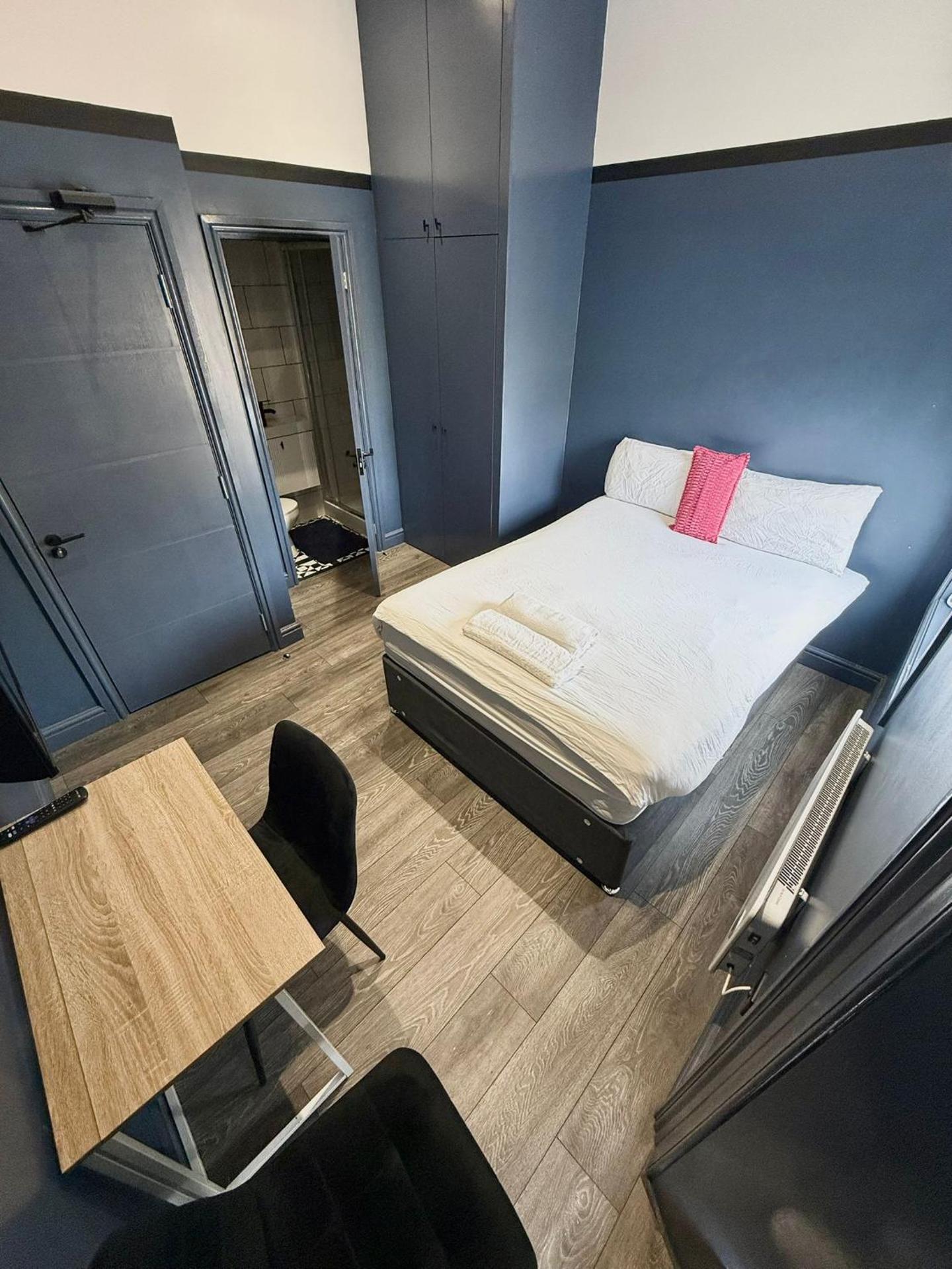 The Alfred House - Rooms & Stays