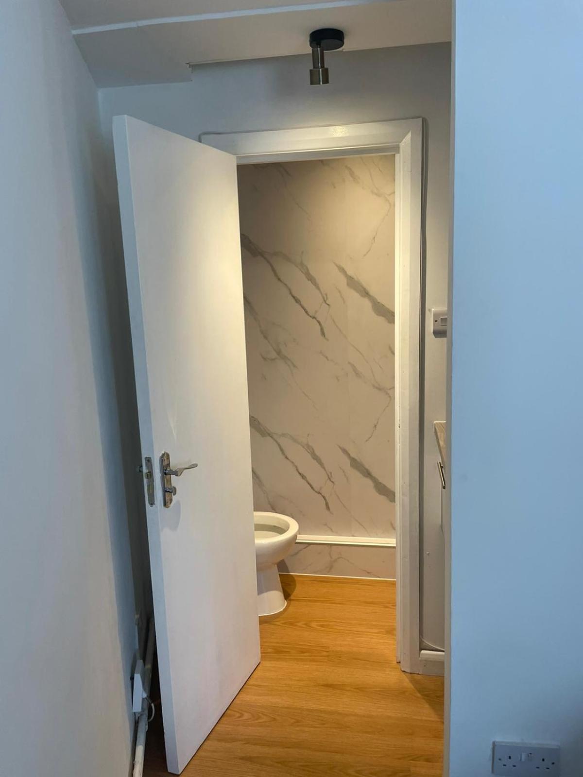 Modern Studio Apartments in Bromley, Greater London near Tesco and Sundridge Park Station