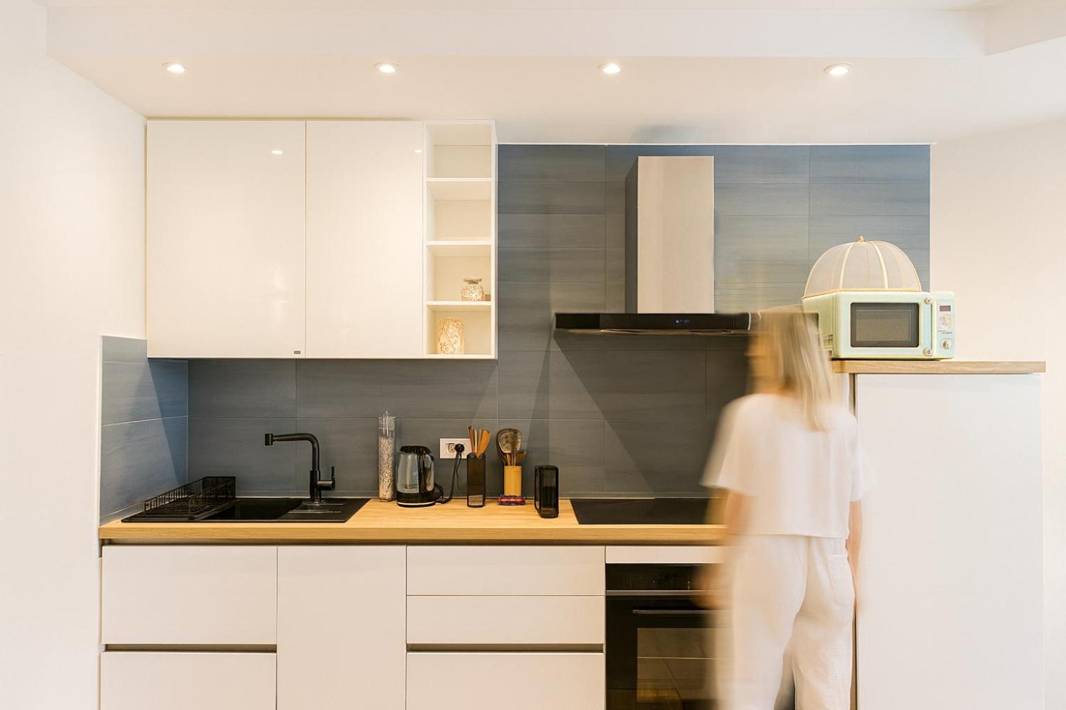 Kitchen or kitchenette