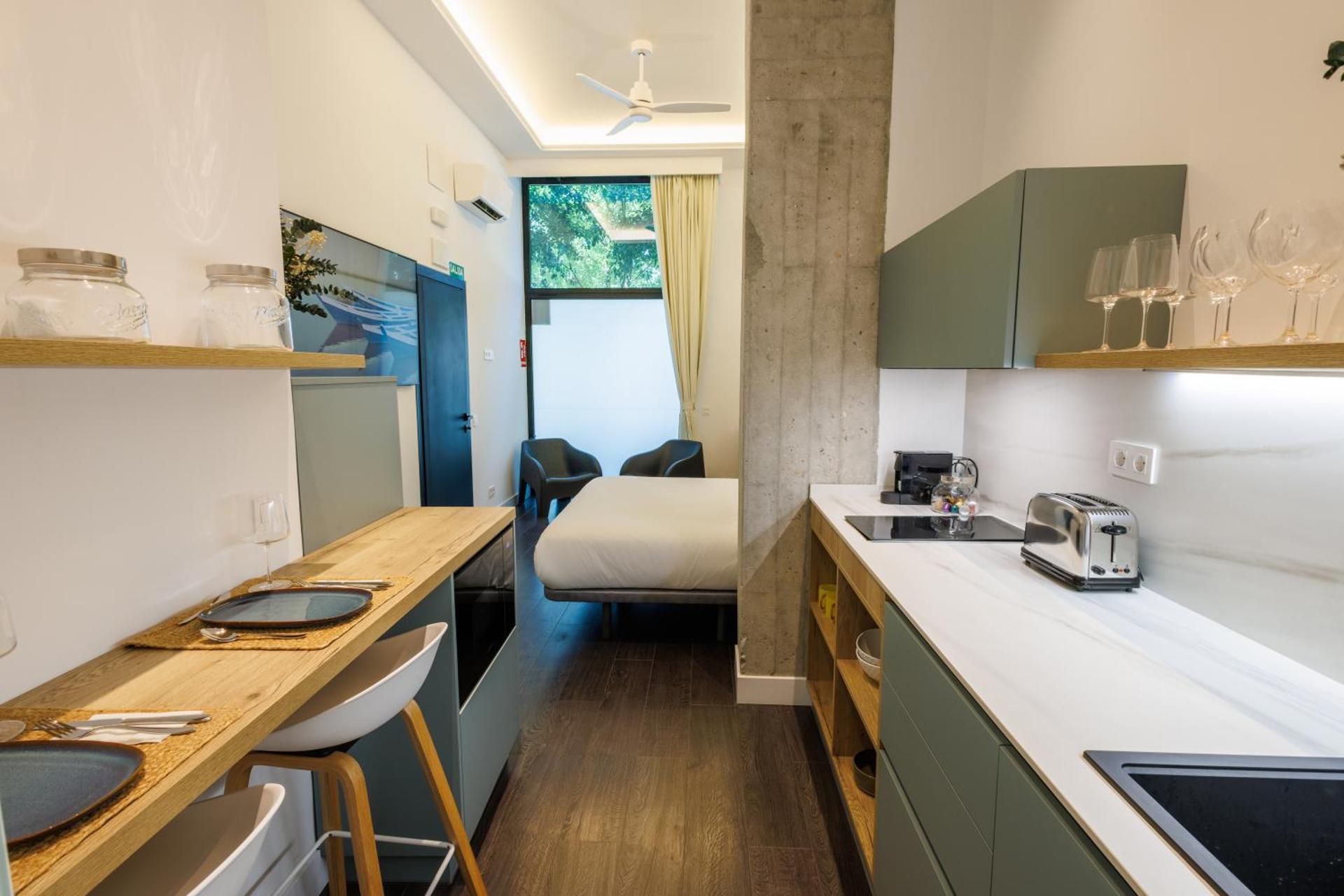 Kitchen or kitchenette