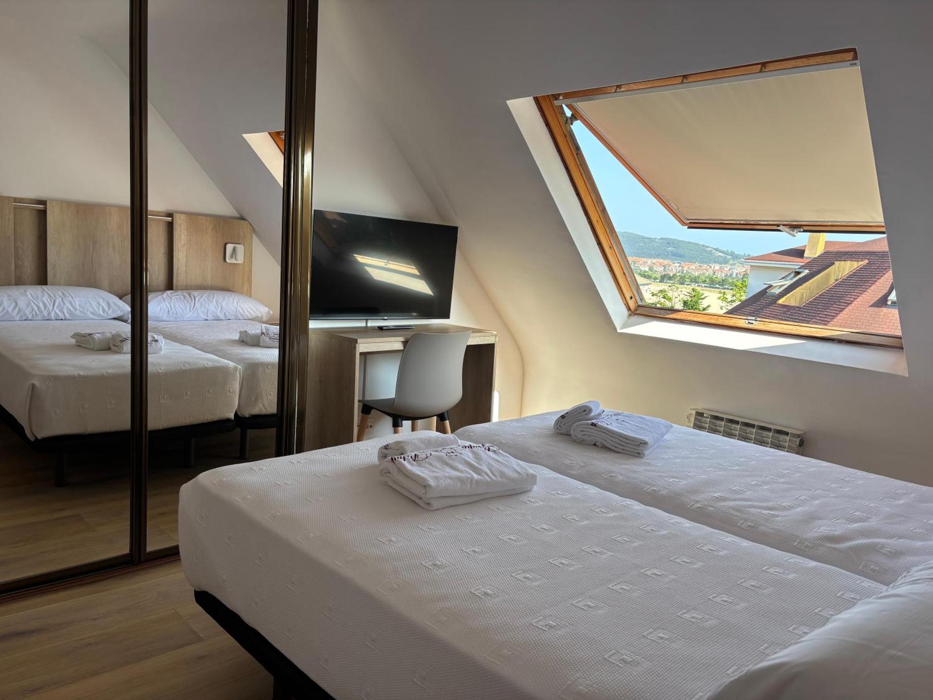 H Pelayo Isla Auto Check-In Rooms