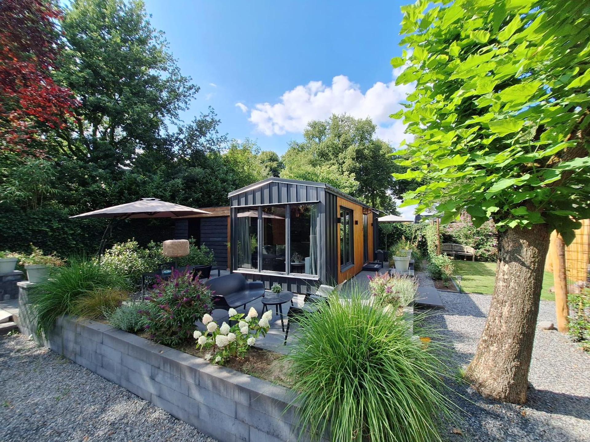 B&B Vierlingsbeek, Appartement en tuin-chalets