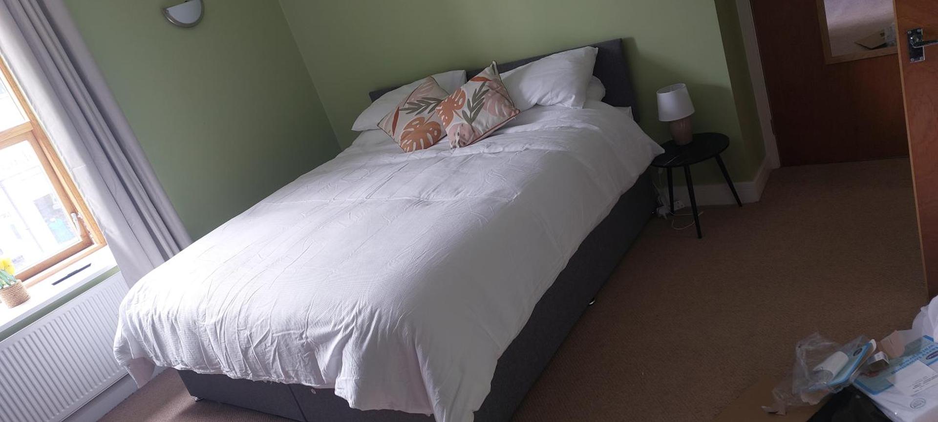 Apartment above Sweetharts bakery and coffeeshop in Blackhill, Durham