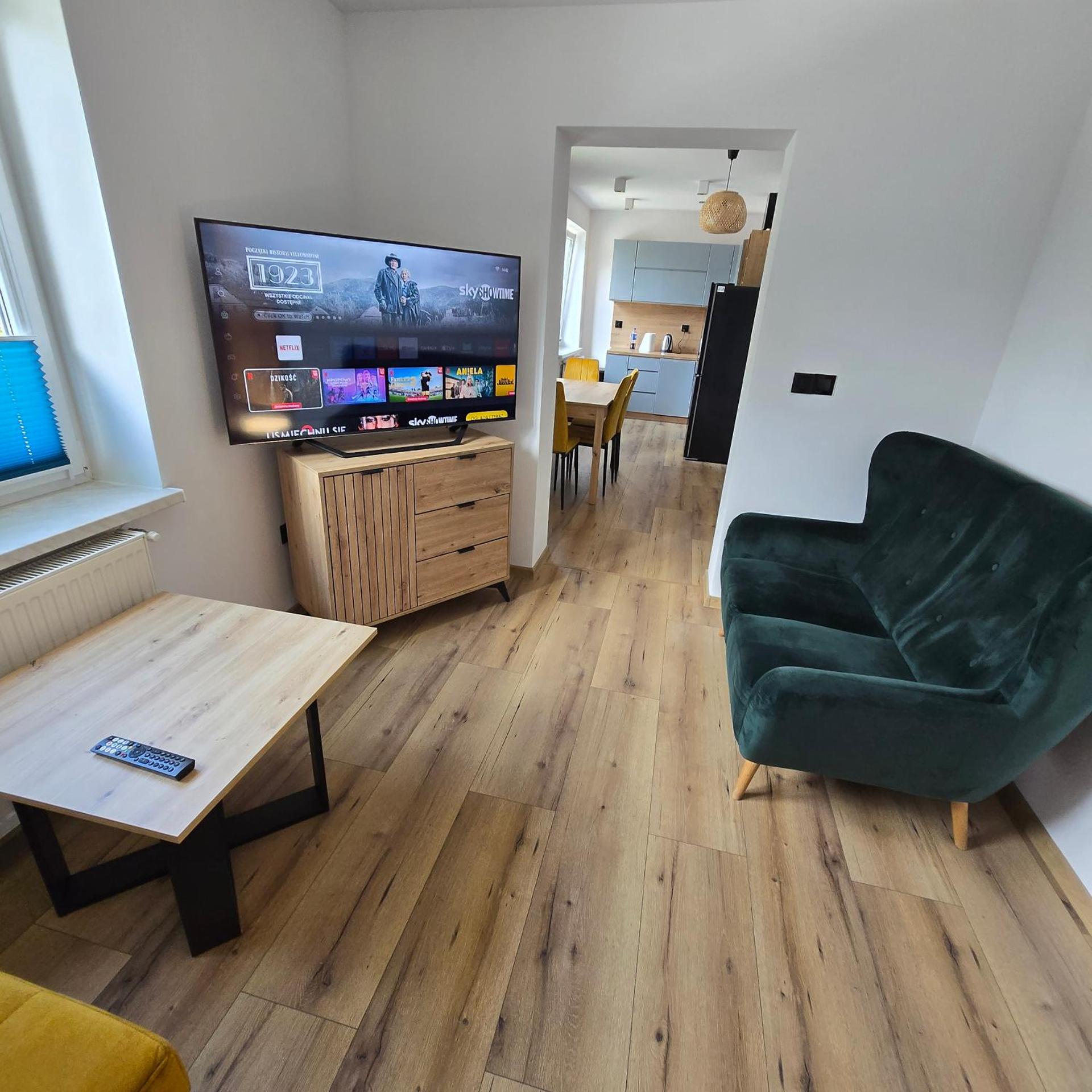 Apartament z kominkiem w starej kamiennicy