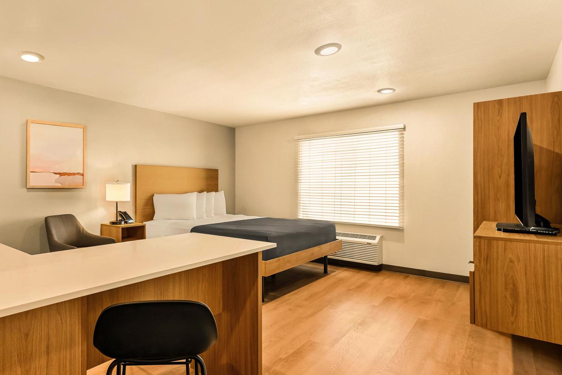 LivAway Suites Salt Lake City- Draper