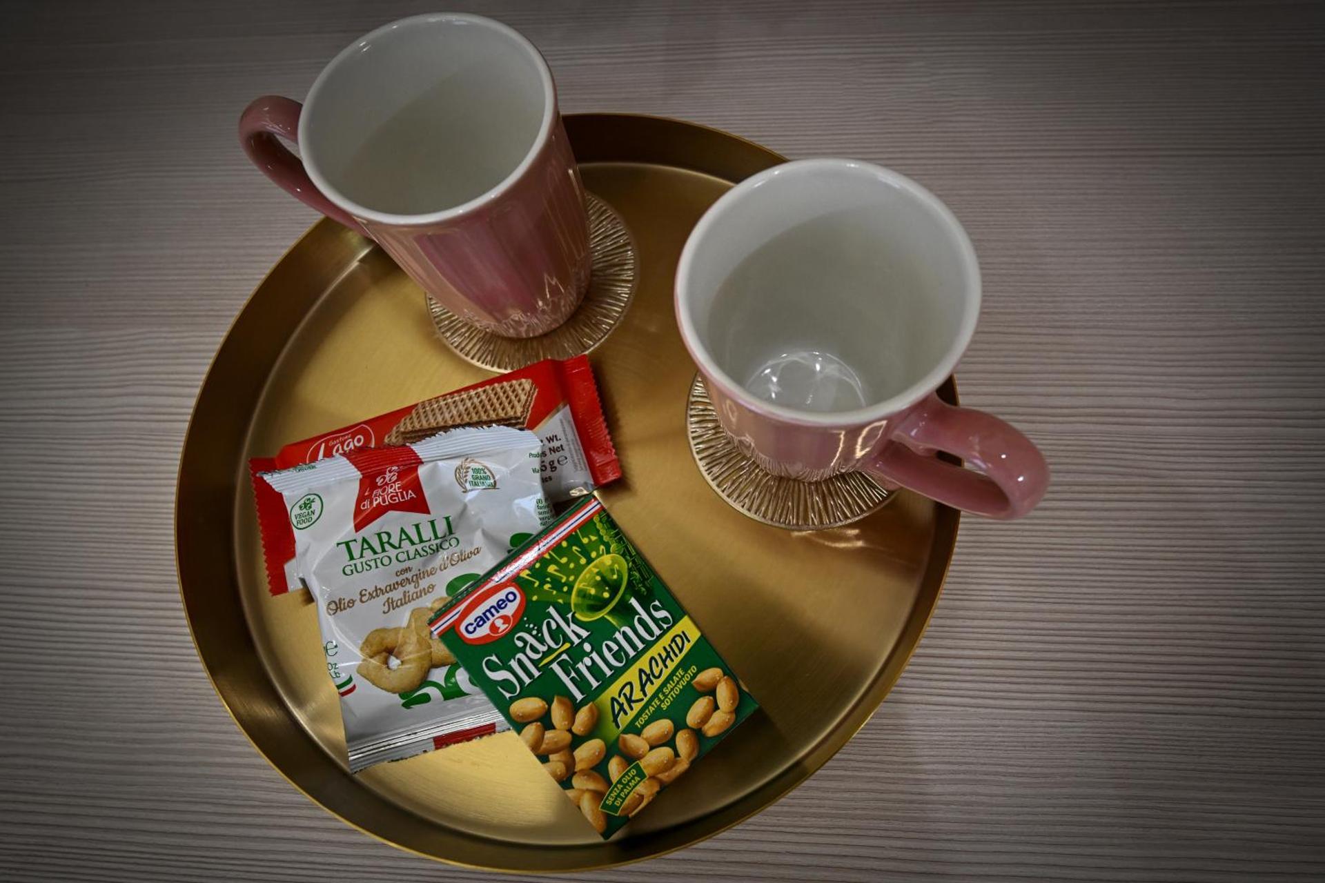 Coffee/tea facilities