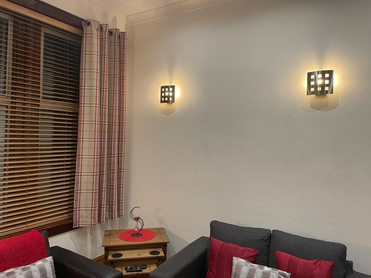 Quirky Cottage Central Bathgate