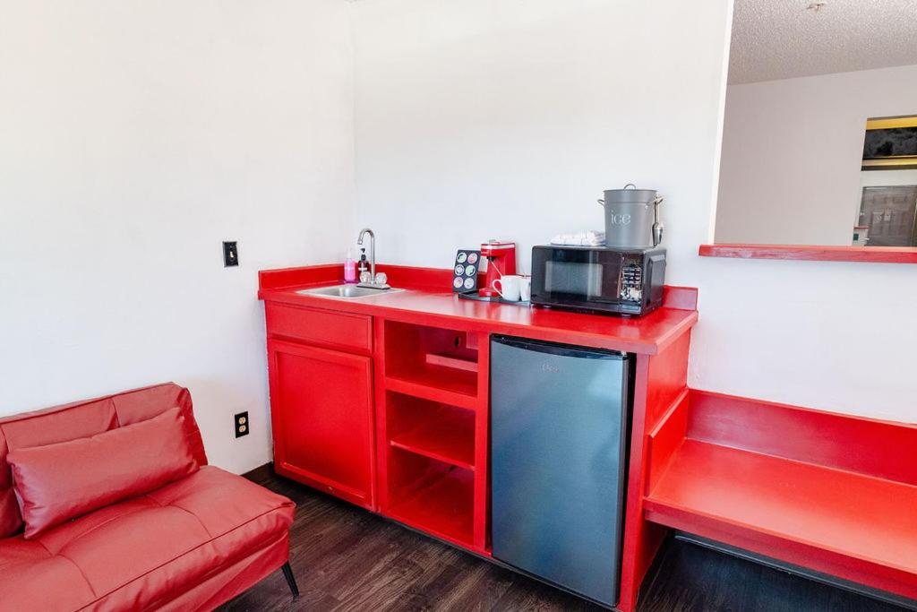 Coffee/tea facilities