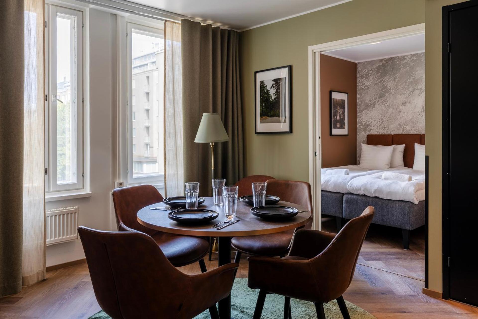 H28 - Hotel, Apartments and Suites by UHANDA