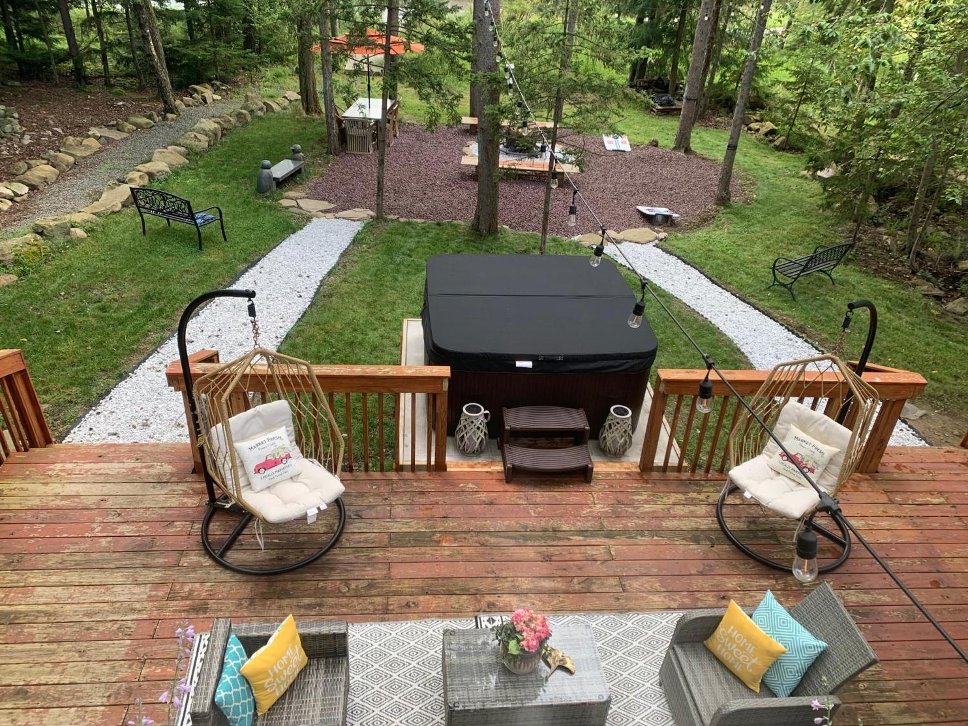 Majestic Lake Front Chalet