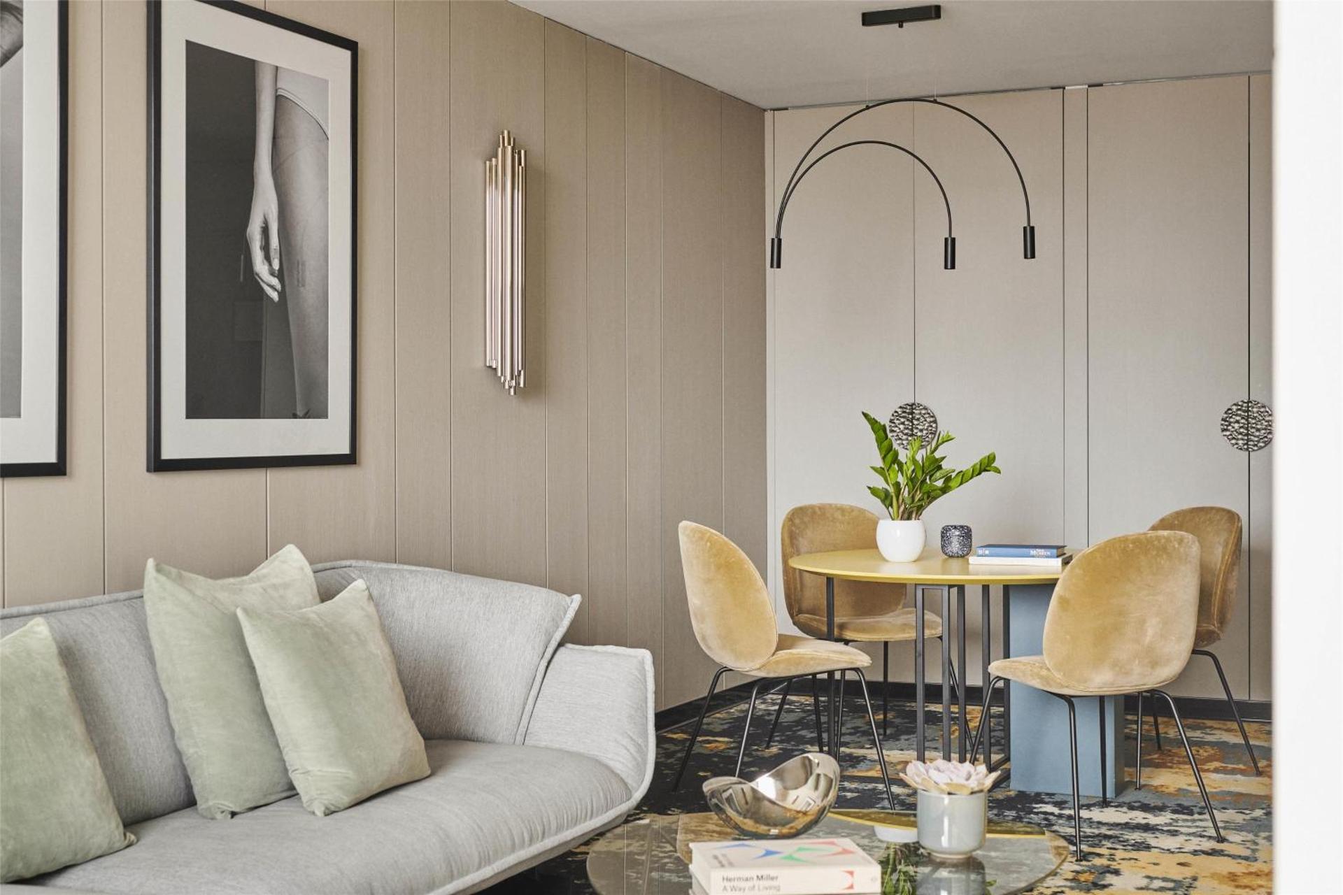 Photo of the whole room