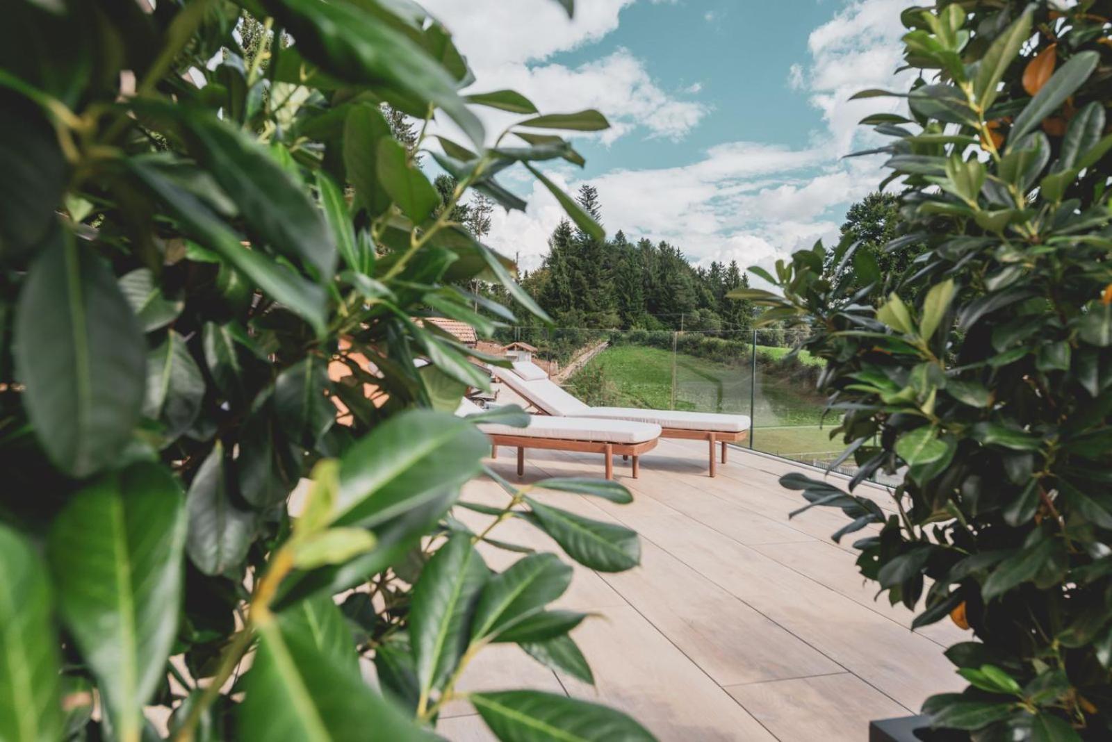 Oberwiesen Rooms, Apartments & Spa