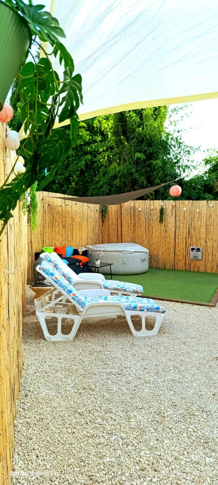 cozy House with Secret Garden & Spa private