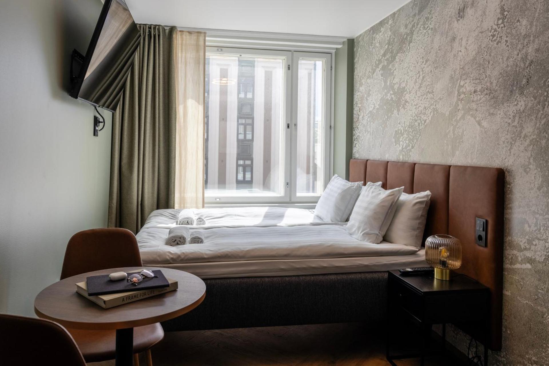 H28 - Hotel, Apartments and Suites by UHANDA