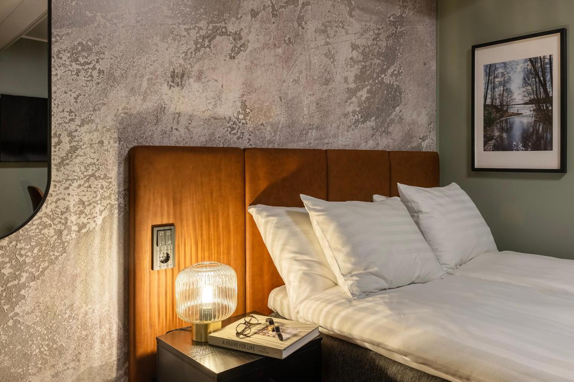 H28 - Hotel, Apartments and Suites by UHANDA