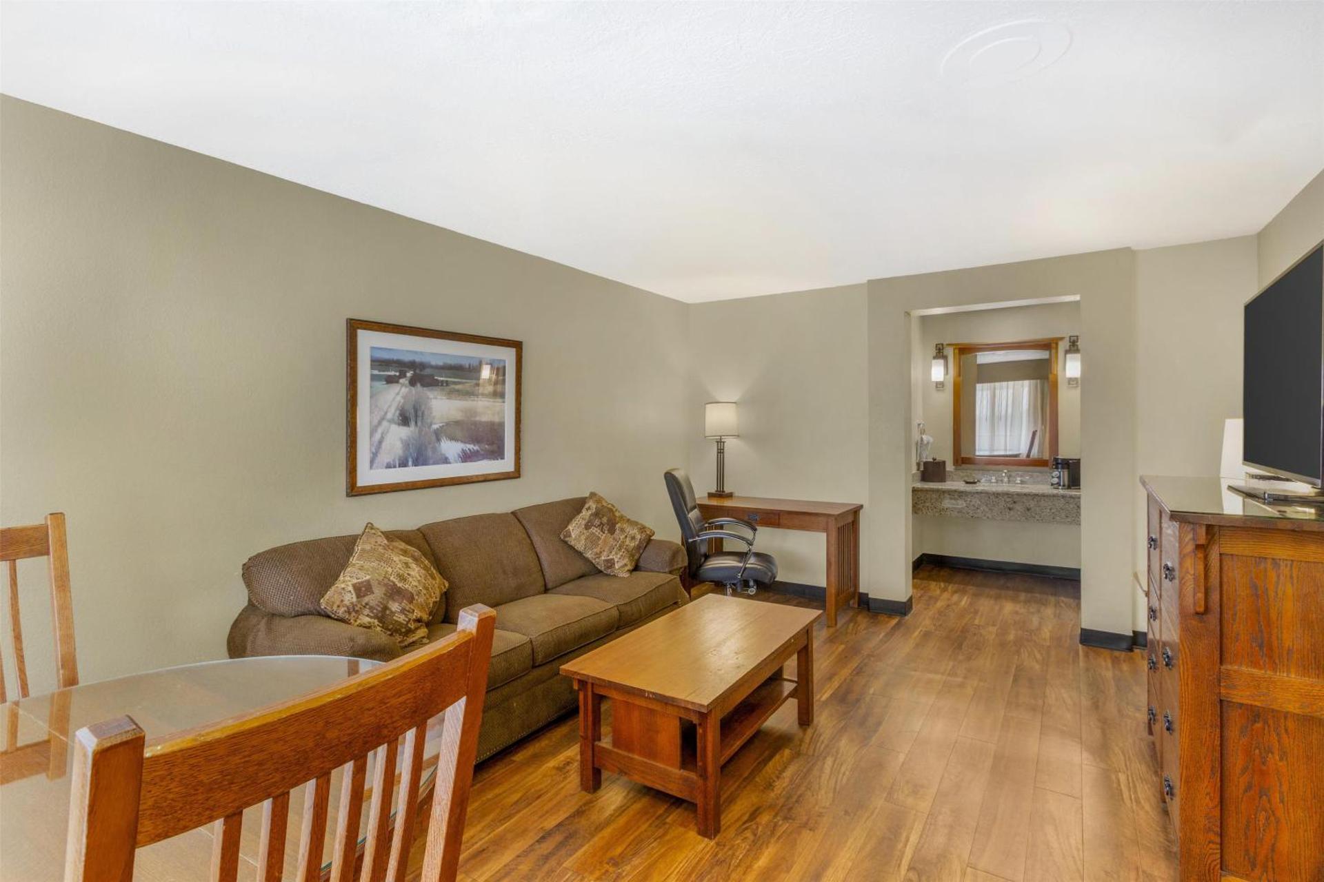 Photo of the whole room