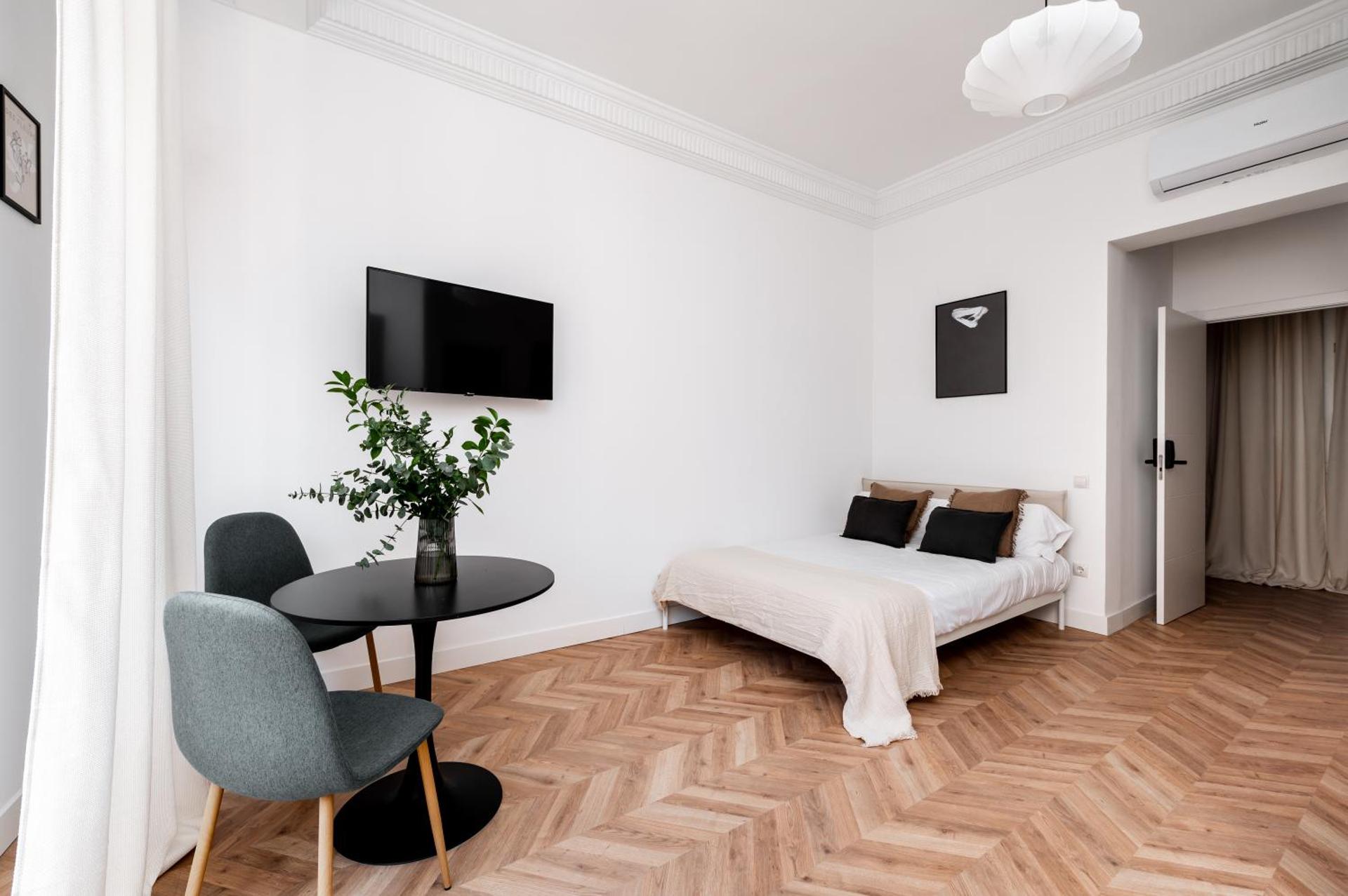 Photo of the whole room