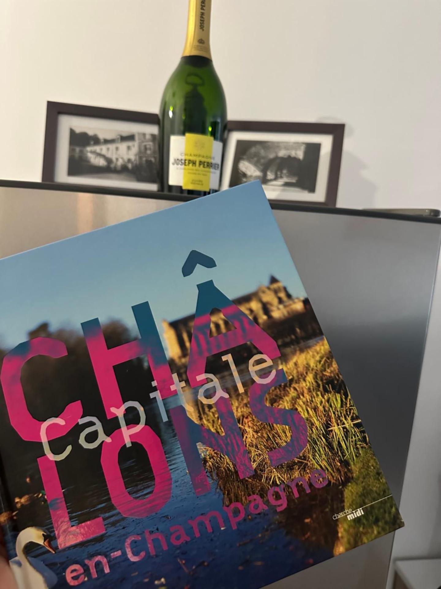 Logo/Certificate/Sign