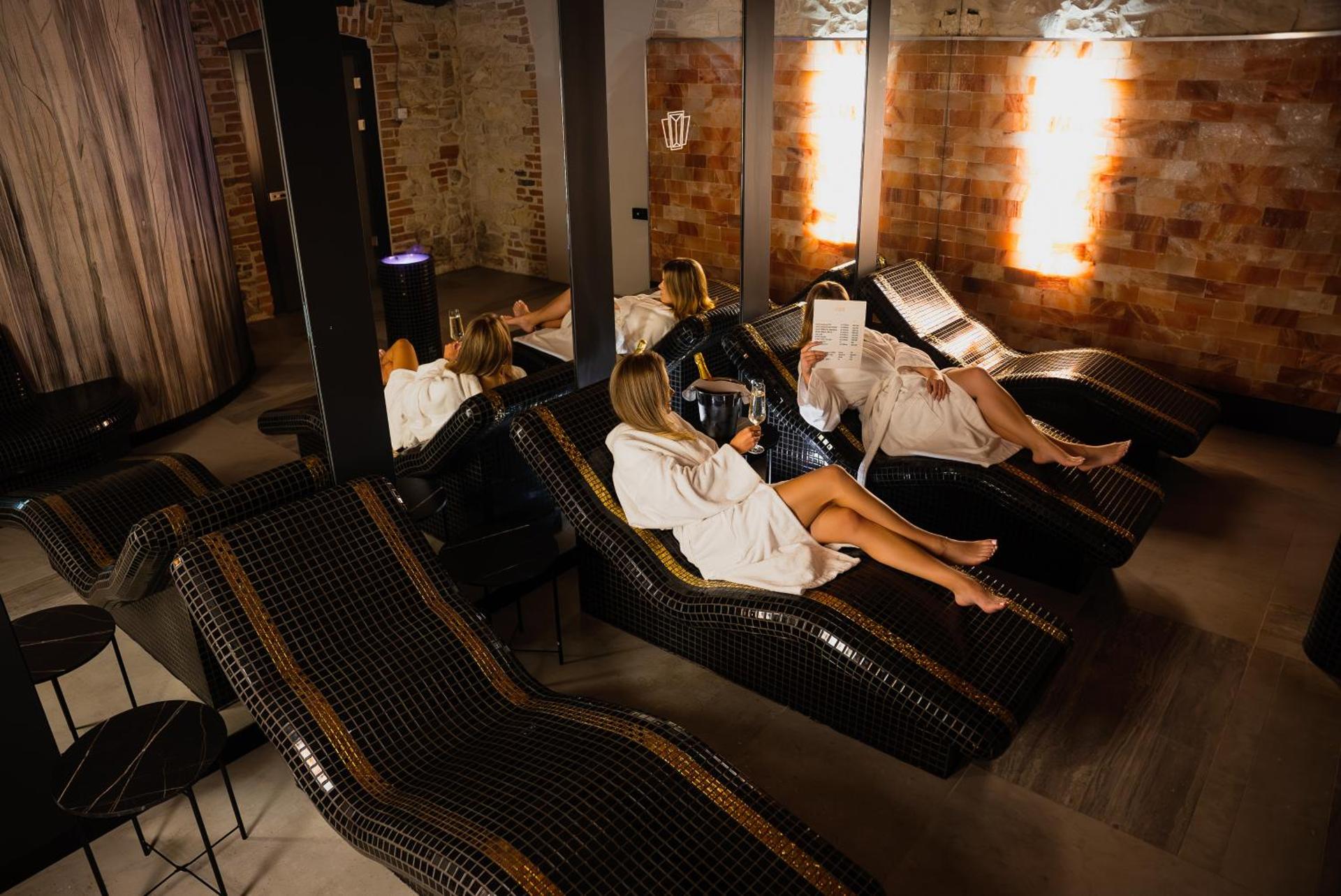 Spa and wellness centre/facilities