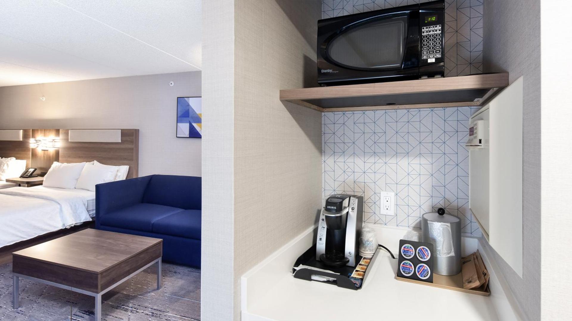 Holiday Inn Express Hotel & Suites Waterloo - St. Jacobs Area by IHG