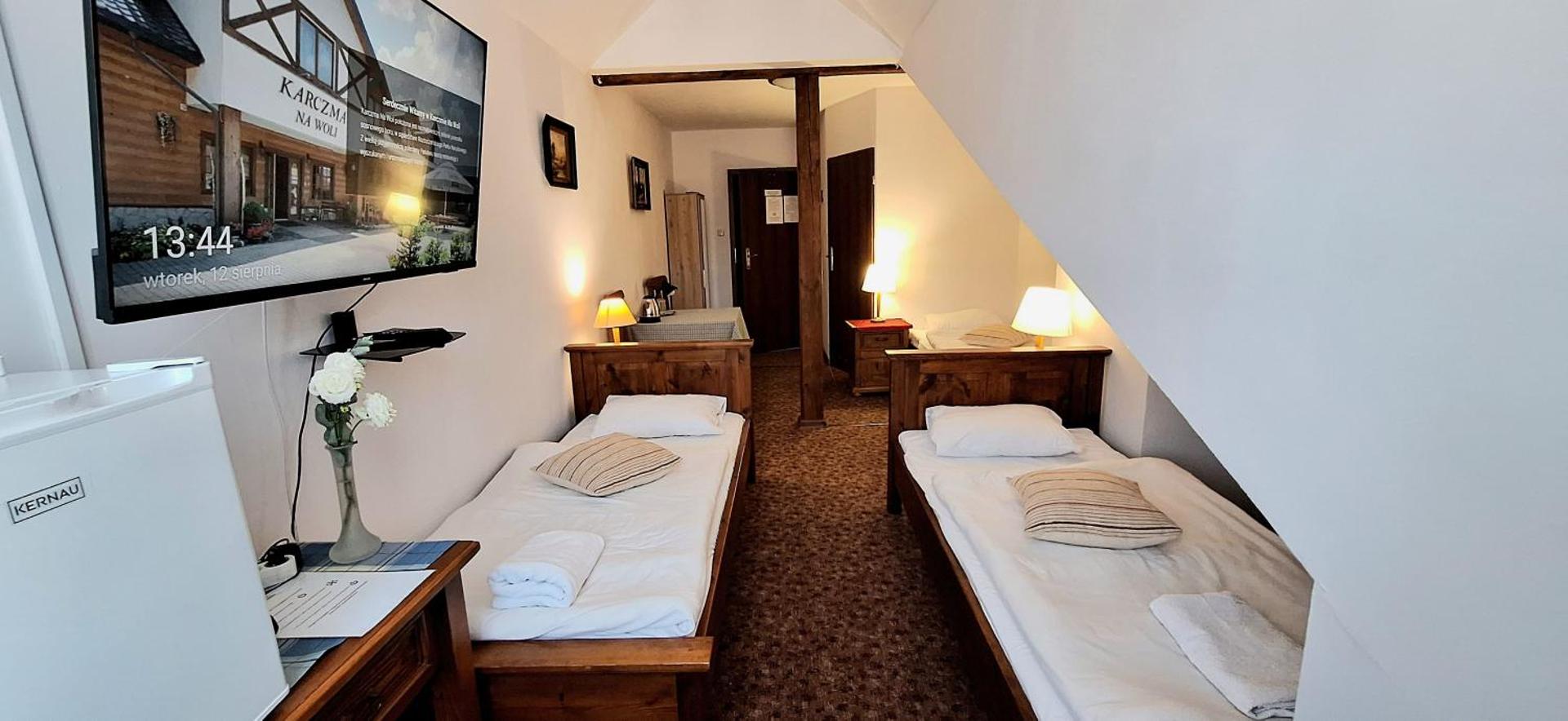 Triple Room with Private Bathroom