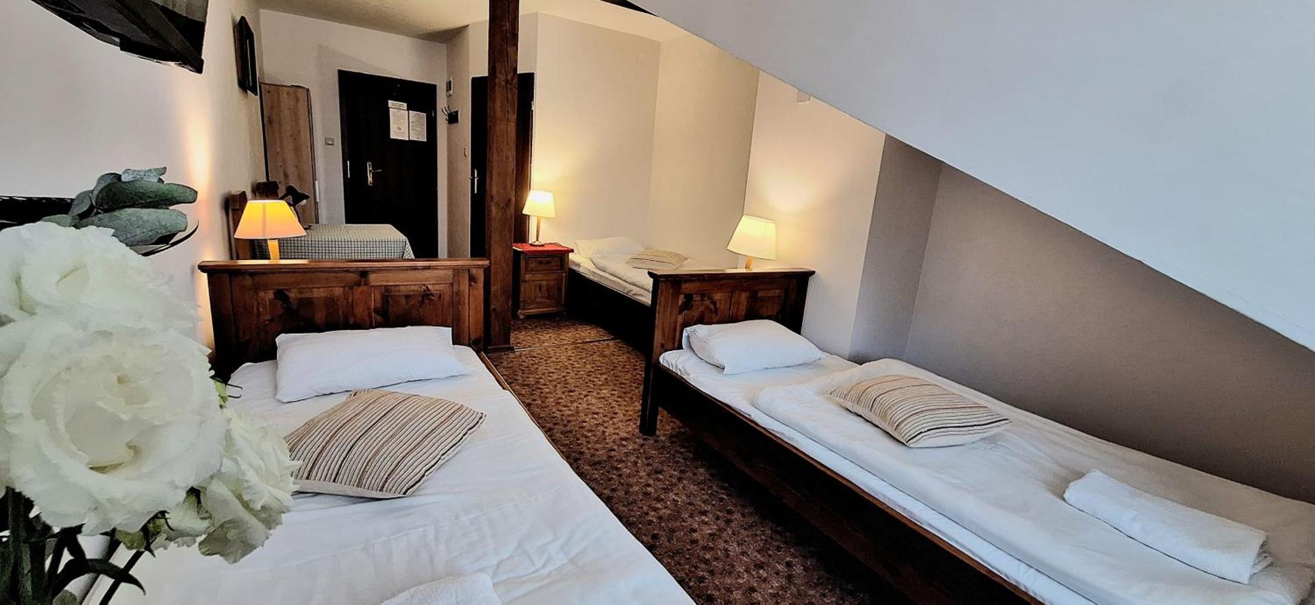 Triple Room with Private Bathroom