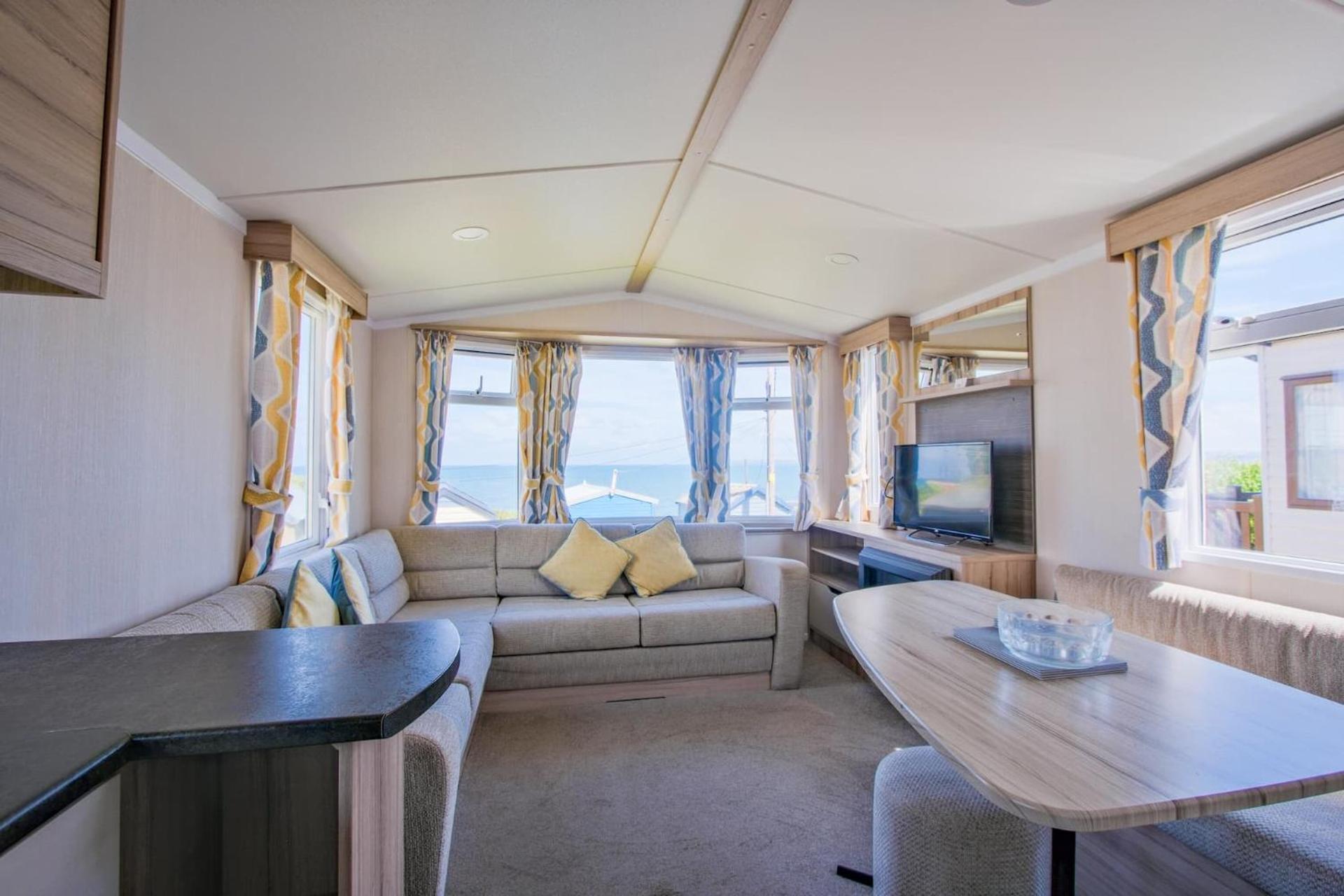 2 Bedroom Sea View Caravan