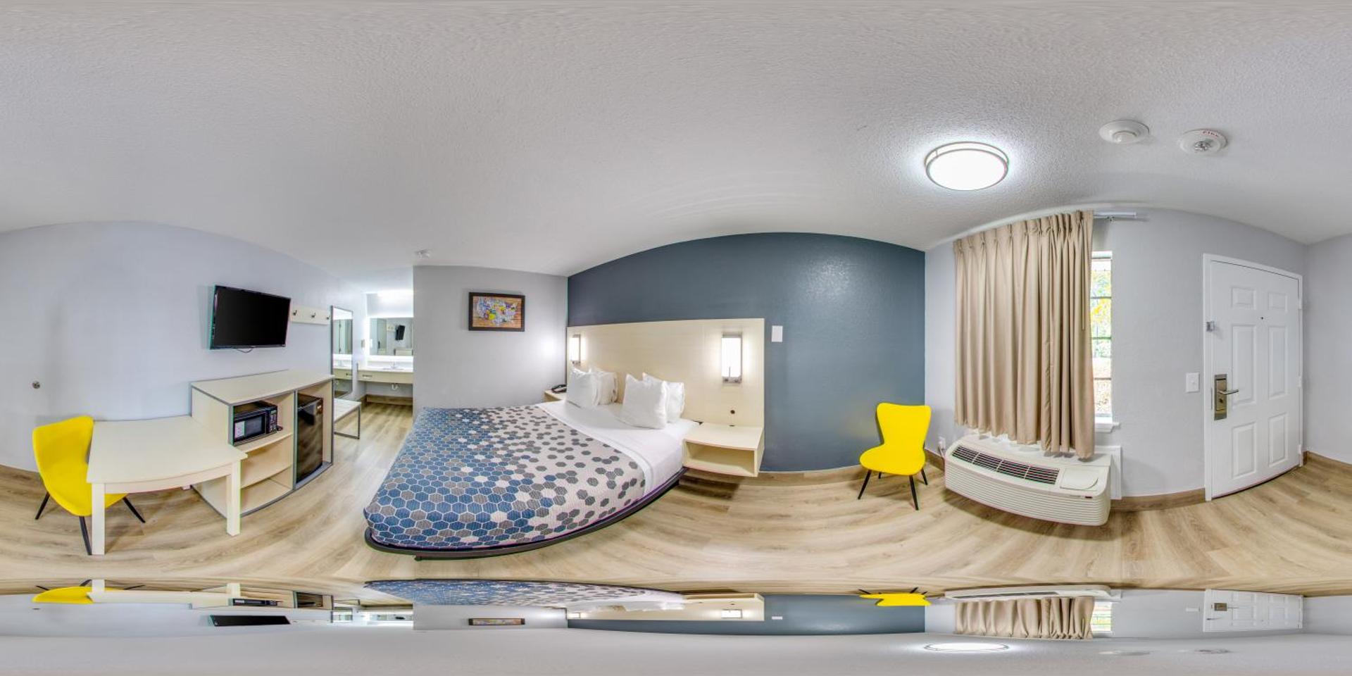 Standard Queen Room with Two Queen Beds- Non Smoking