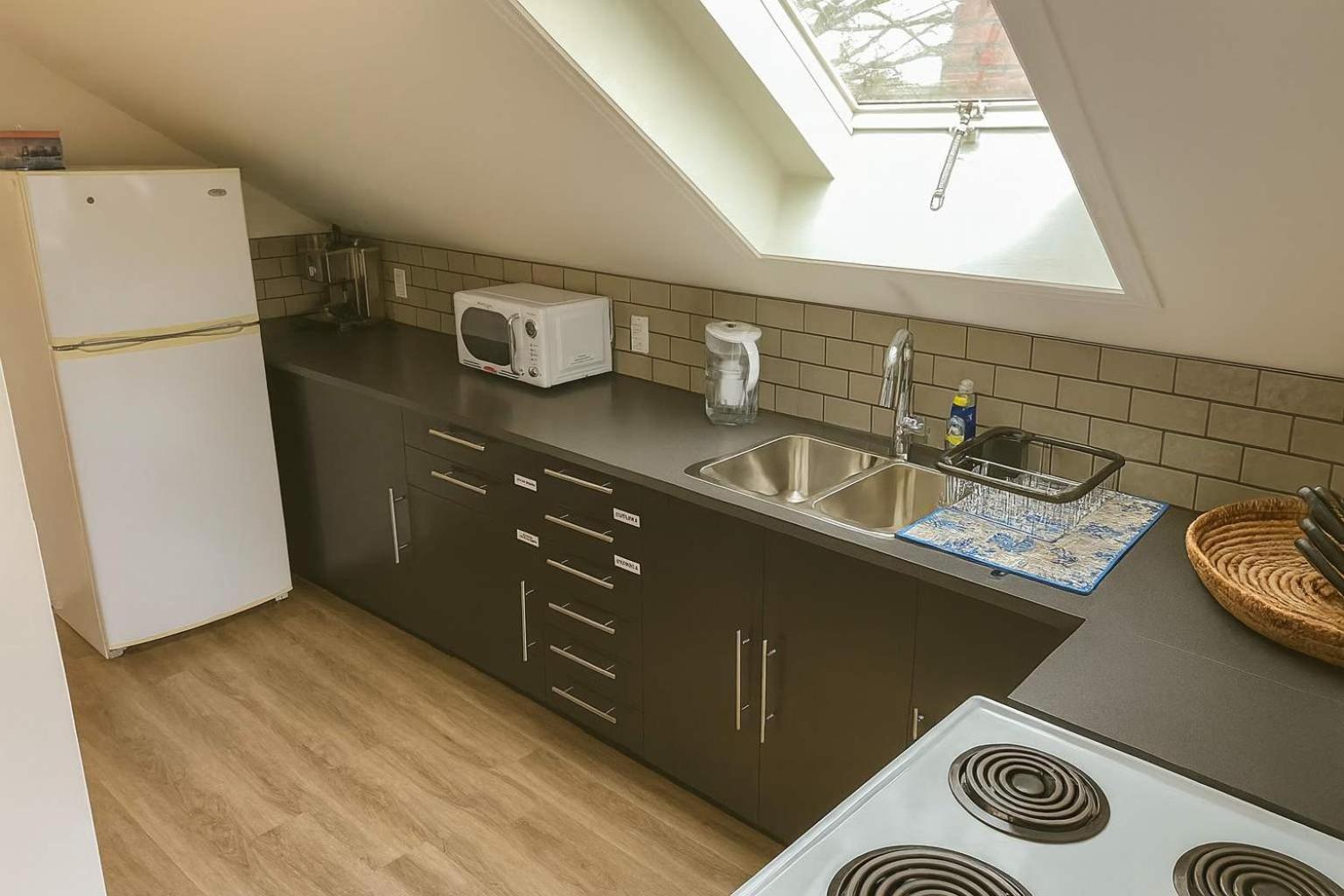 Quaint Attic Suite with Heated Pool Year-Round