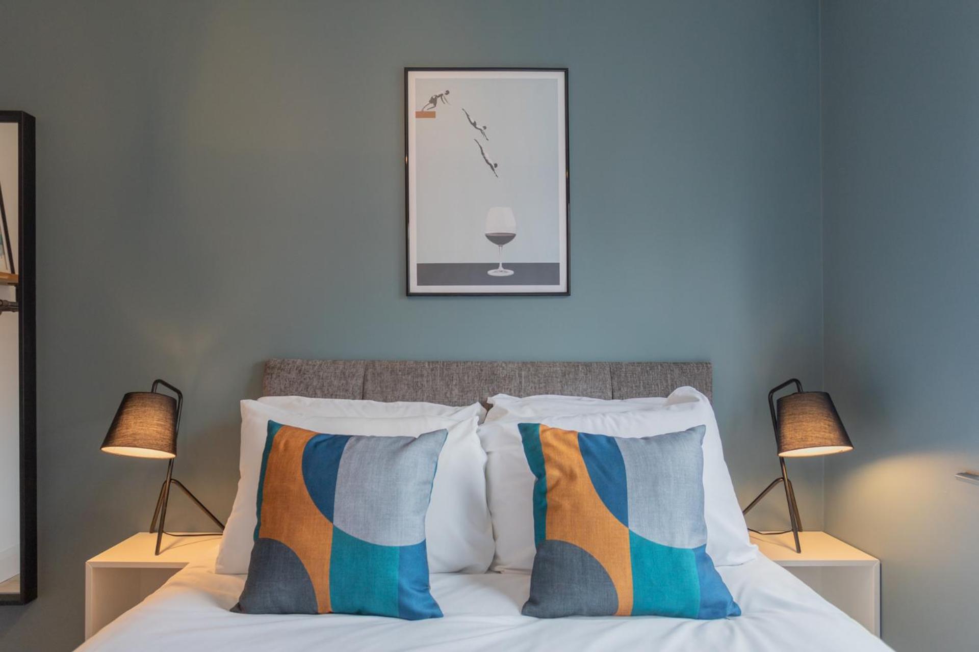 Camden Luxe Apartments