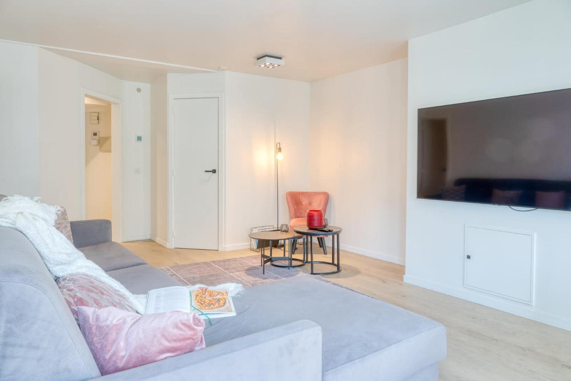 Bright & Stylish Stay for 4 in Central Knokke