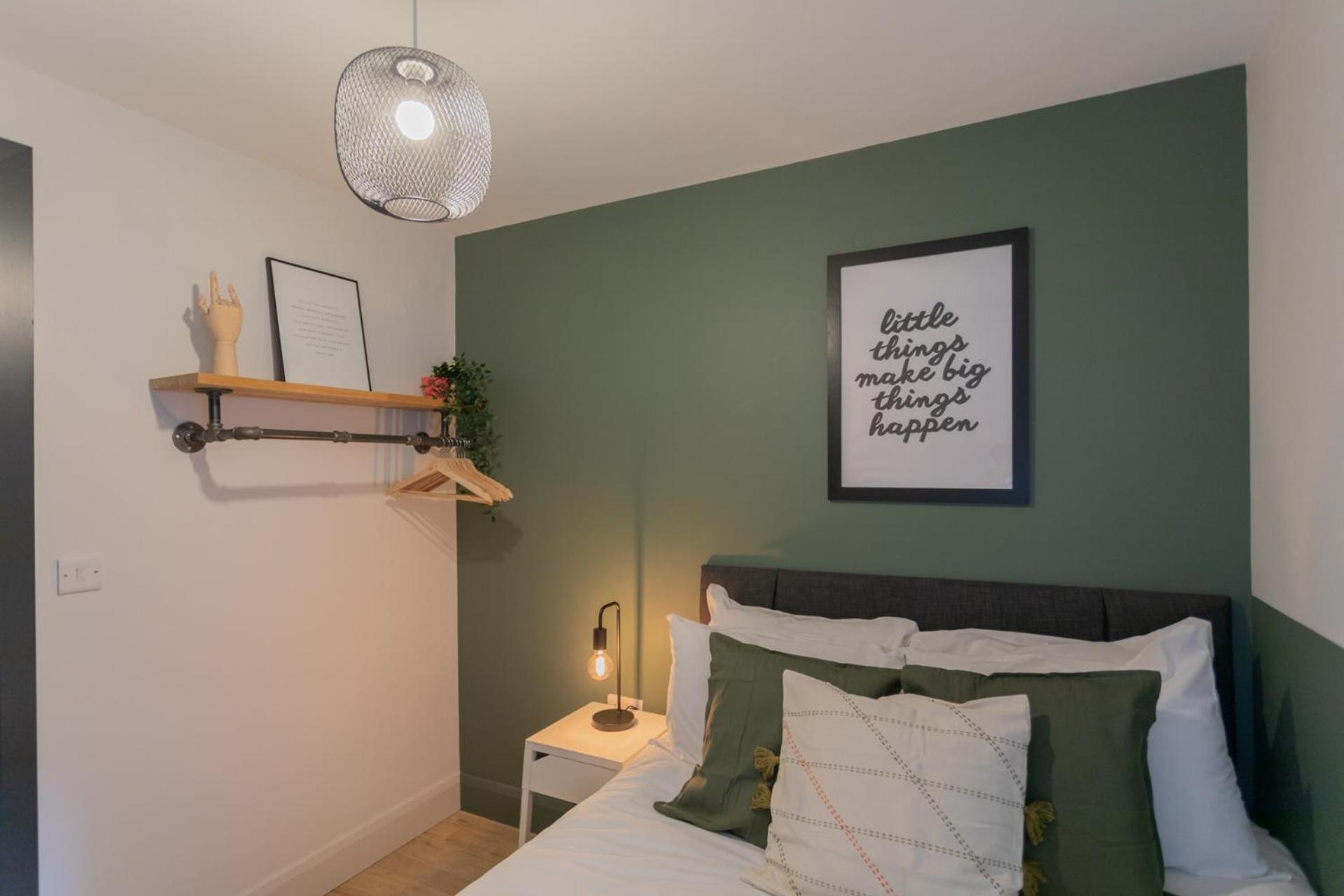 Camden Luxe Apartments