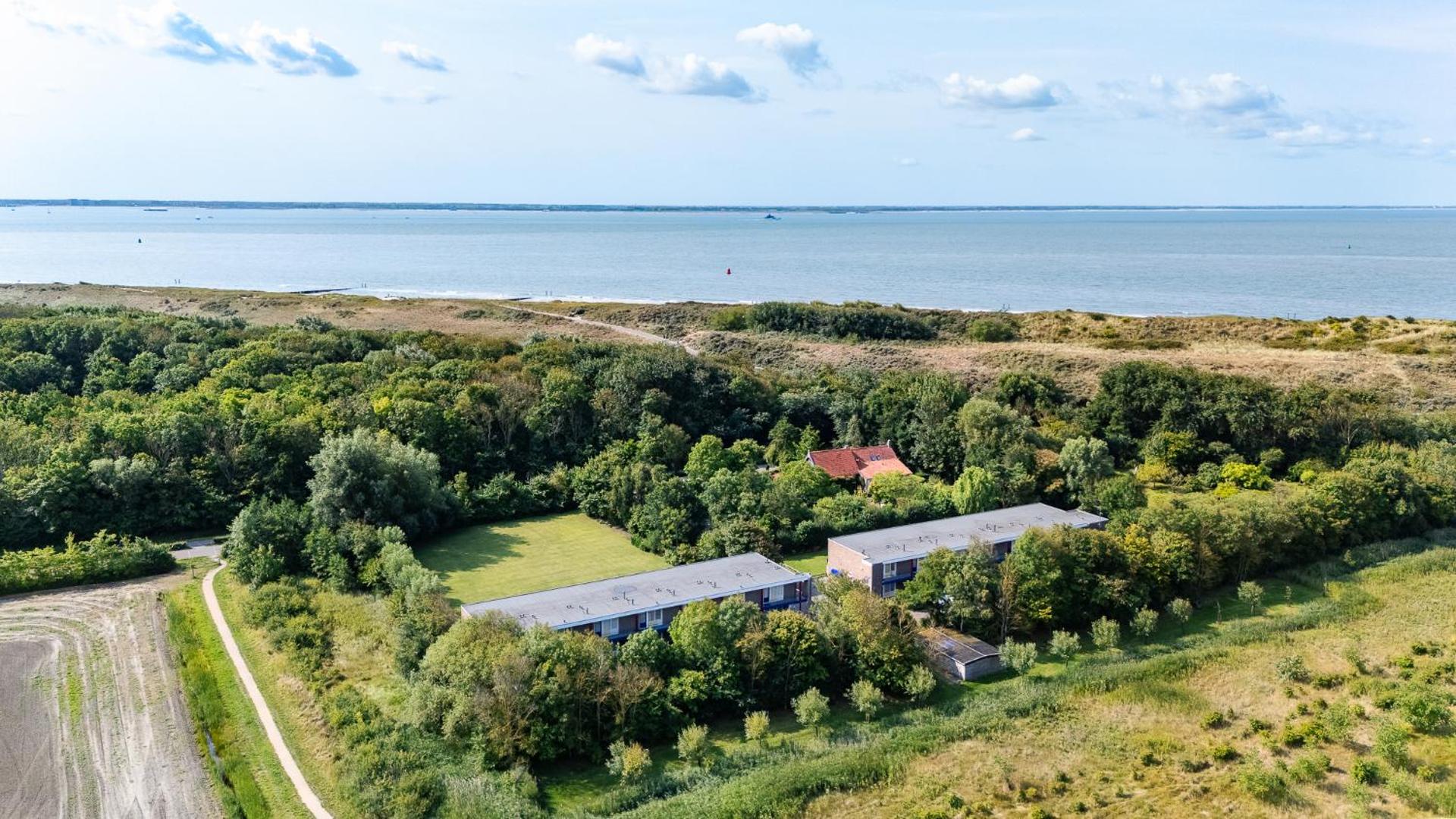 Welcome in - Appartement dichtbij het strand met balkon I Burg van Woelderenlaan 100-23 Vlissingen