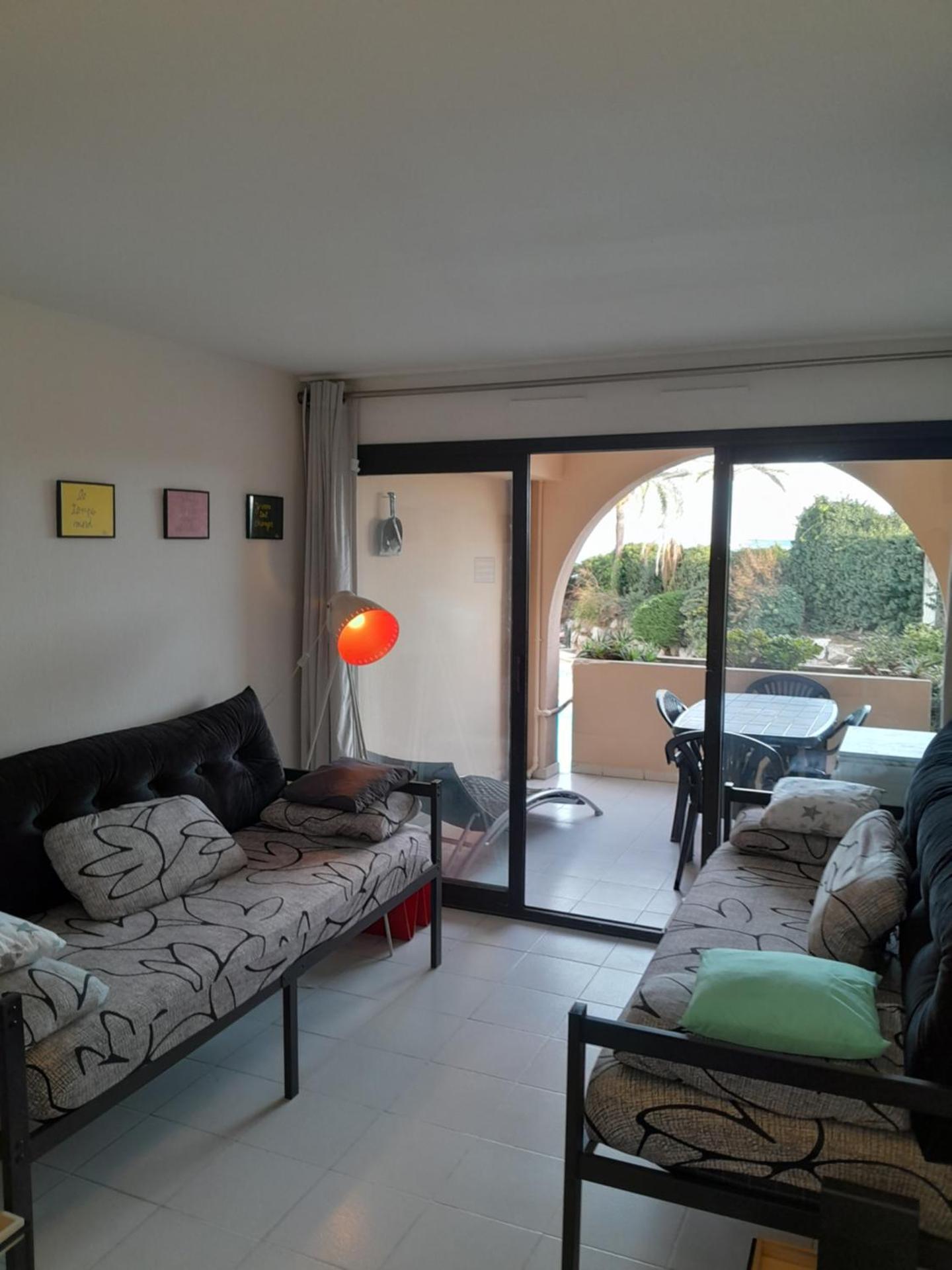 Cannes plages du Midi Appartements climatisés Bord de mer de 1 à 6 pers, 2 piscines, Parking privatif inclus