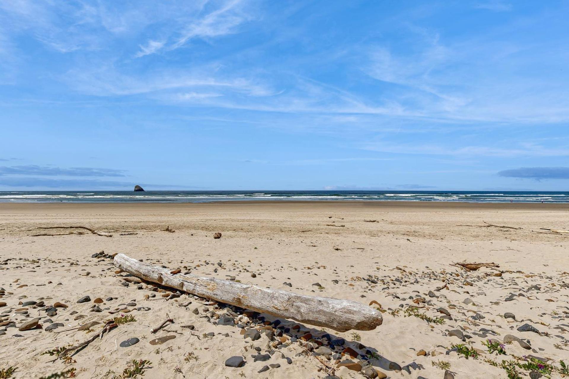 Cape Meares Beach Getaway
