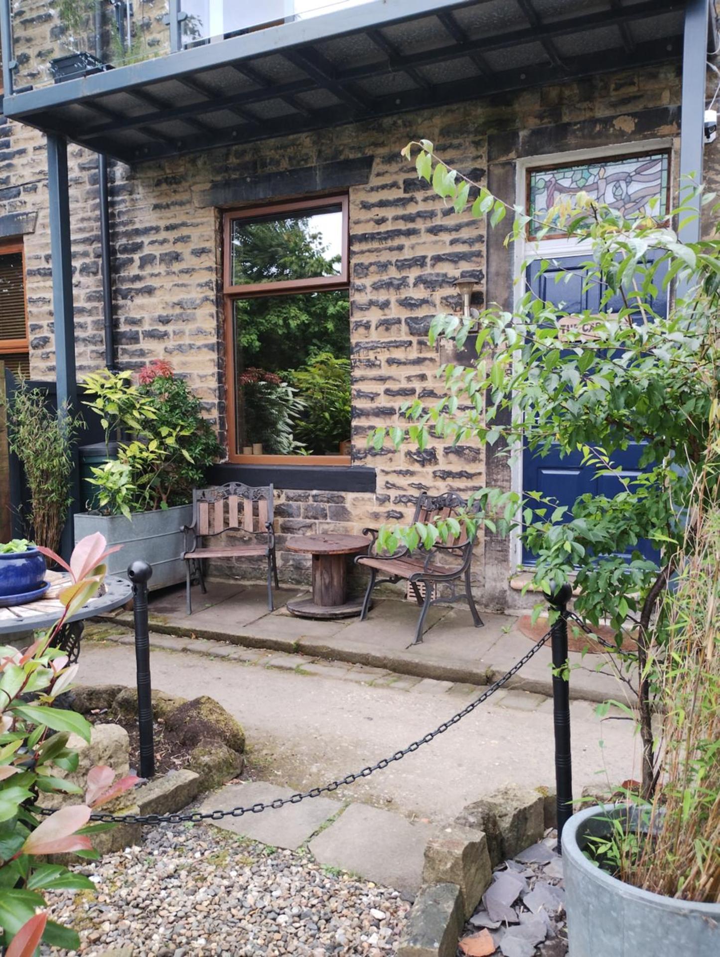 The Cabin - Great Views, Garden, Netflix, Near Town